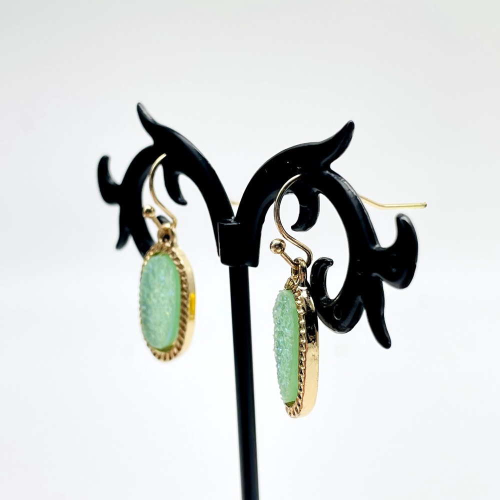 Crystal Avenue Opalescent Dangle Earrings Green Gold Tone Oval Pierced Jewelry - Picture 2 of 11